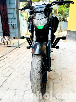 Yamaha FZSV3